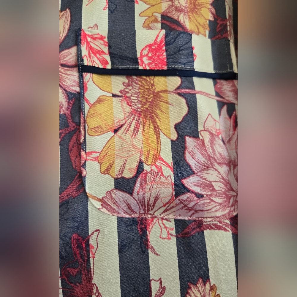 Victoria's Secret Floral Striped Floral  Satin - - Picture 3 of 9